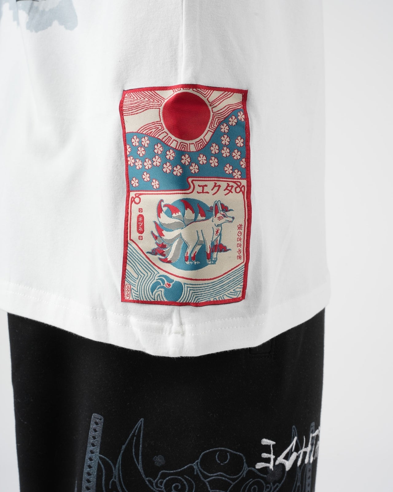 EW-02 | SAKURA GATE OVERSIZED T-SHIRT