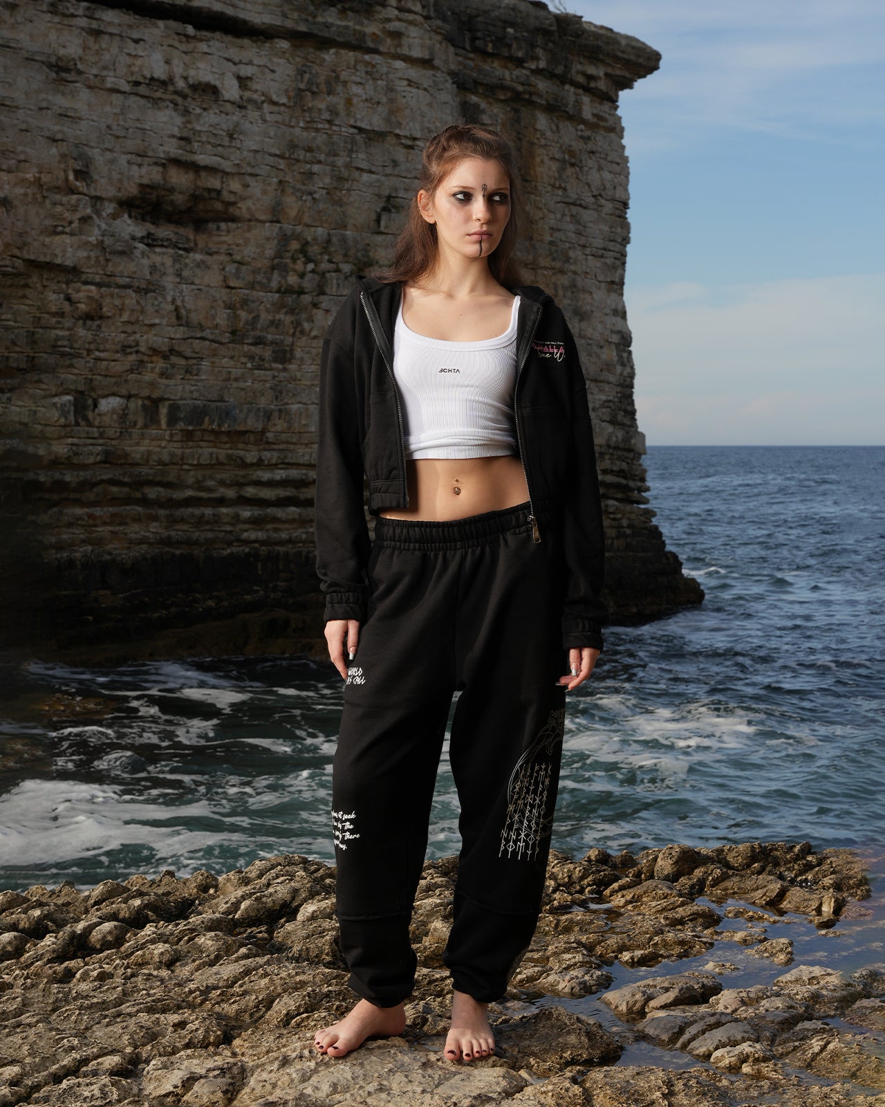 EW-04 | LAGERTHA'S ZIP HOODIE