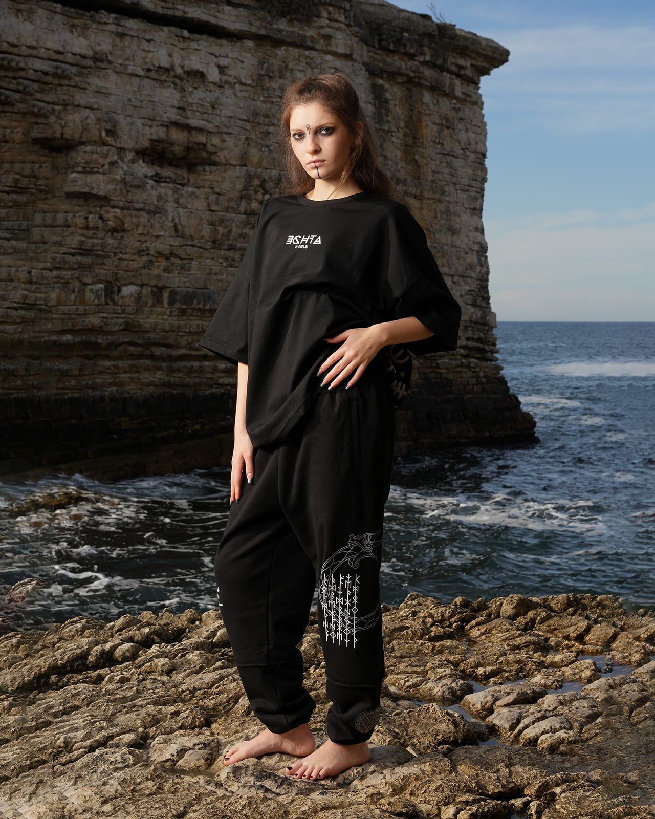 EW-04 | FLOKI'S OVERSIZE T-SHIRT