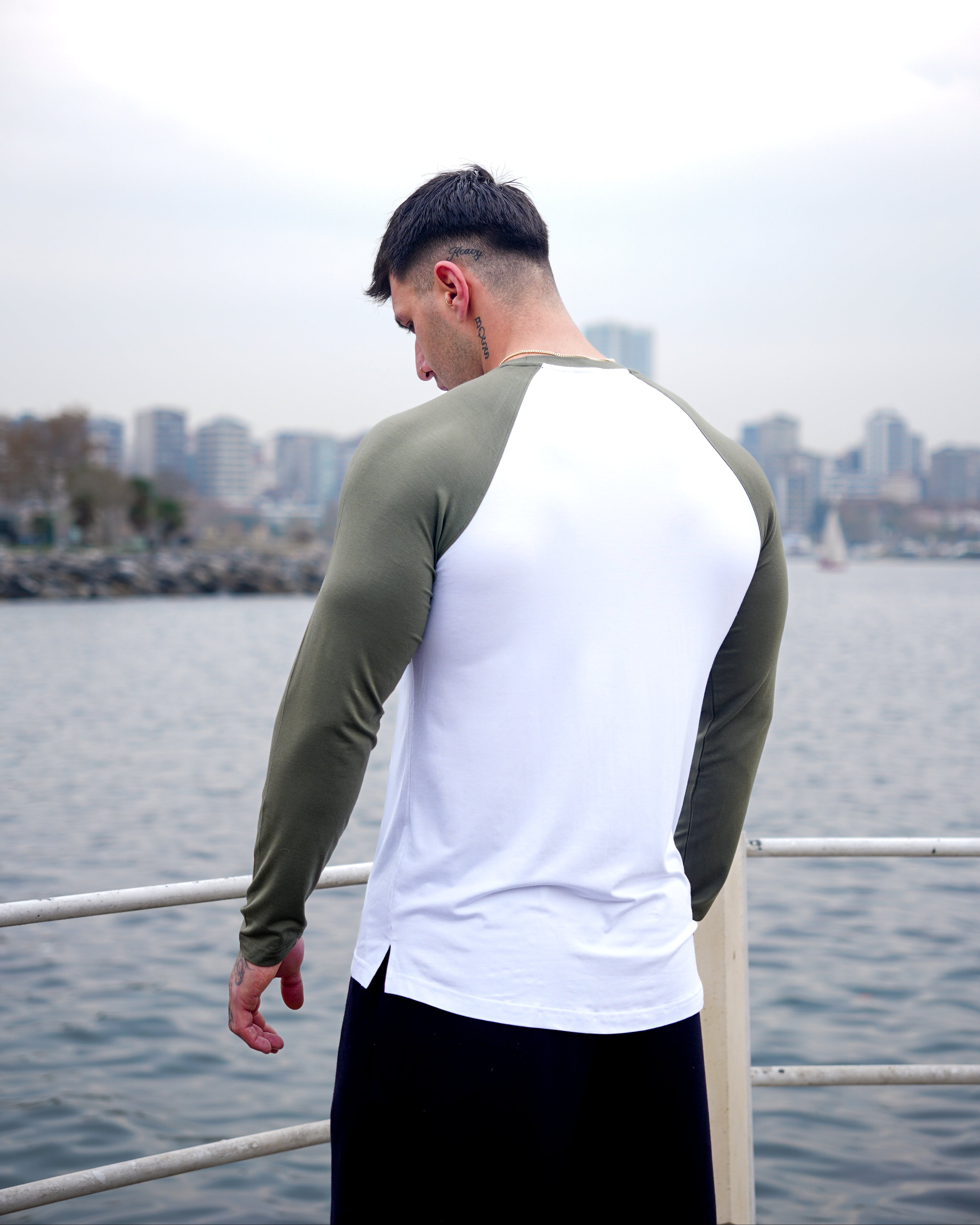 EW-ORIGIN | CHOSEN FEW LONG SLEEVE RAGLAN T-SHIRT