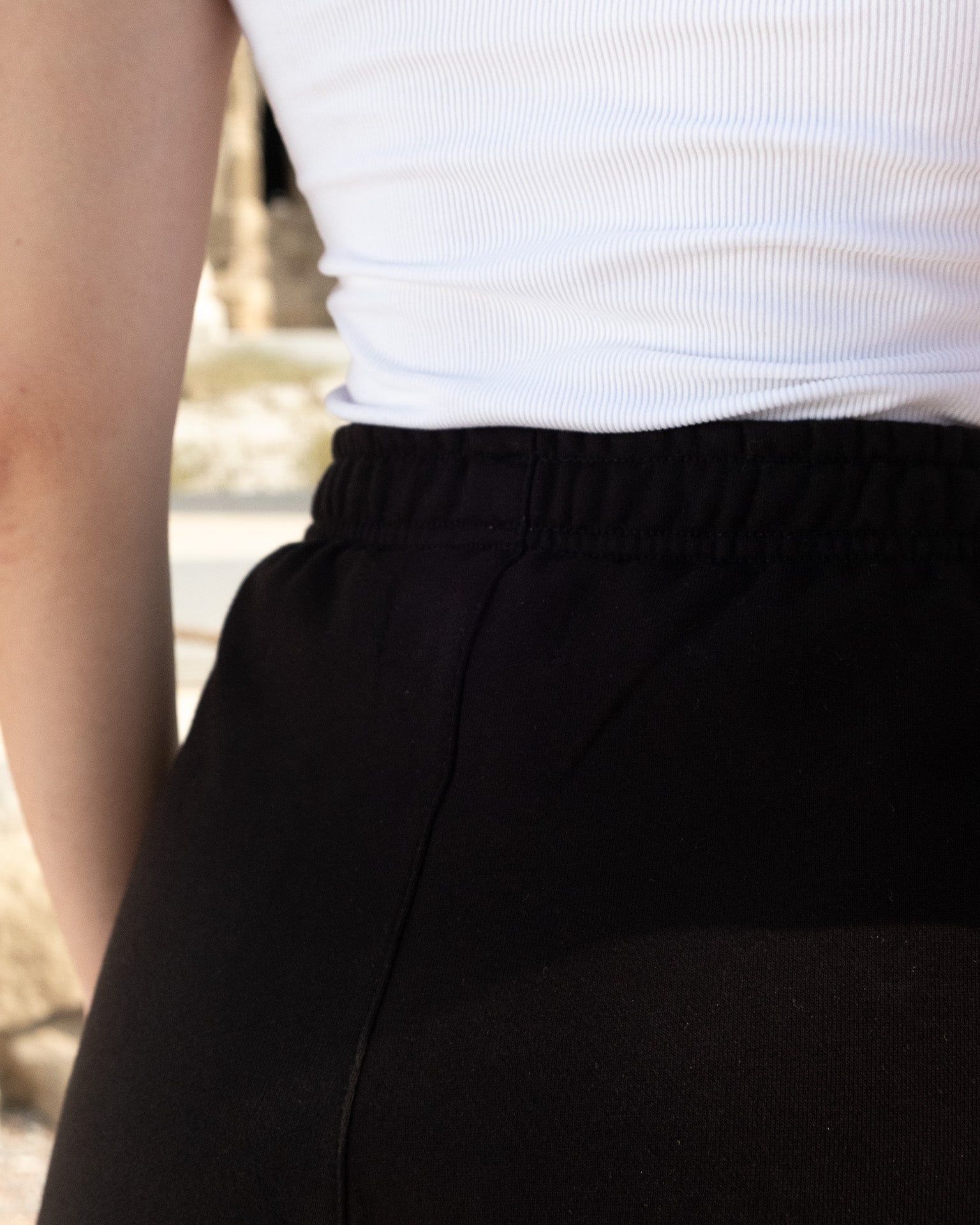EW-03 | FORTIS FEMINA WOMEN SWEATSHORT