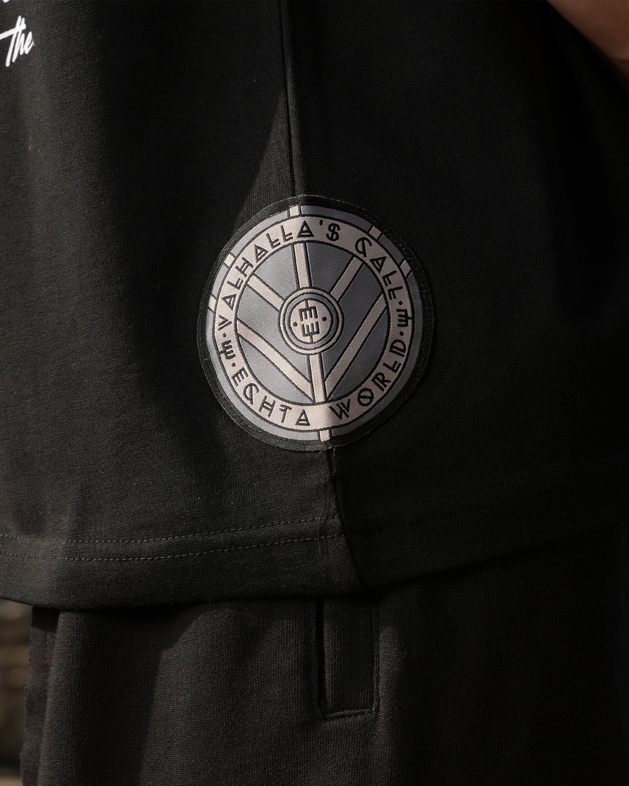 EW-04 | FLOKI'S OVERSIZE T-SHIRT