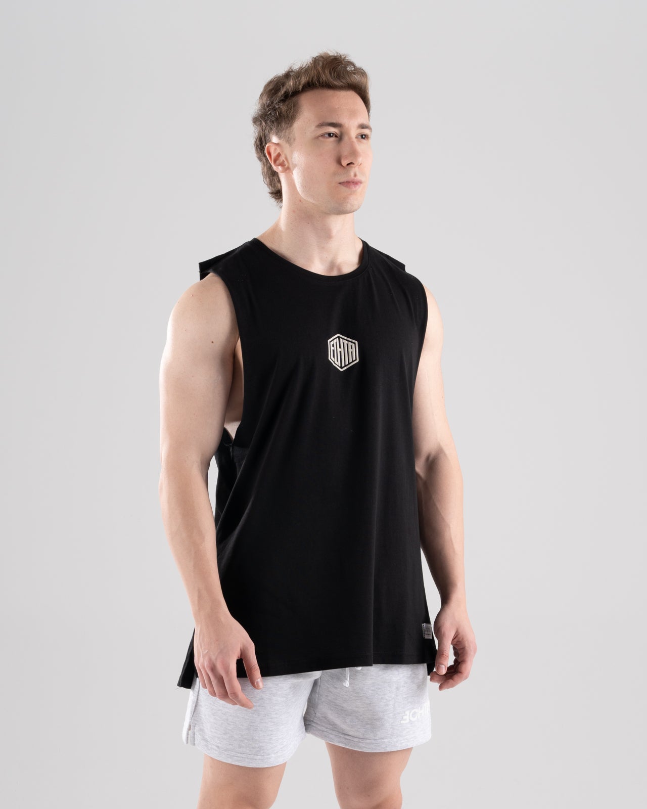 EW-01 | OVERSIZED SLEEVELESS T-SHIRT