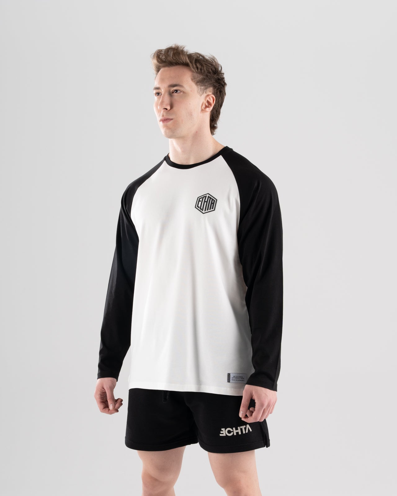 EW-01 | RAGLAN LONG SLEEVE T-SHIRT