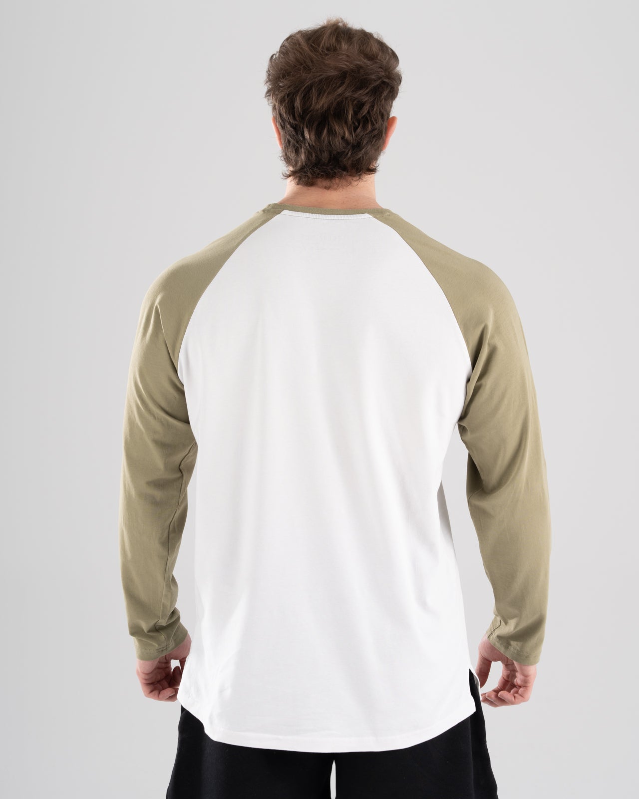 EW-01 | RAGLAN LONG SLEEVE T-SHIRT