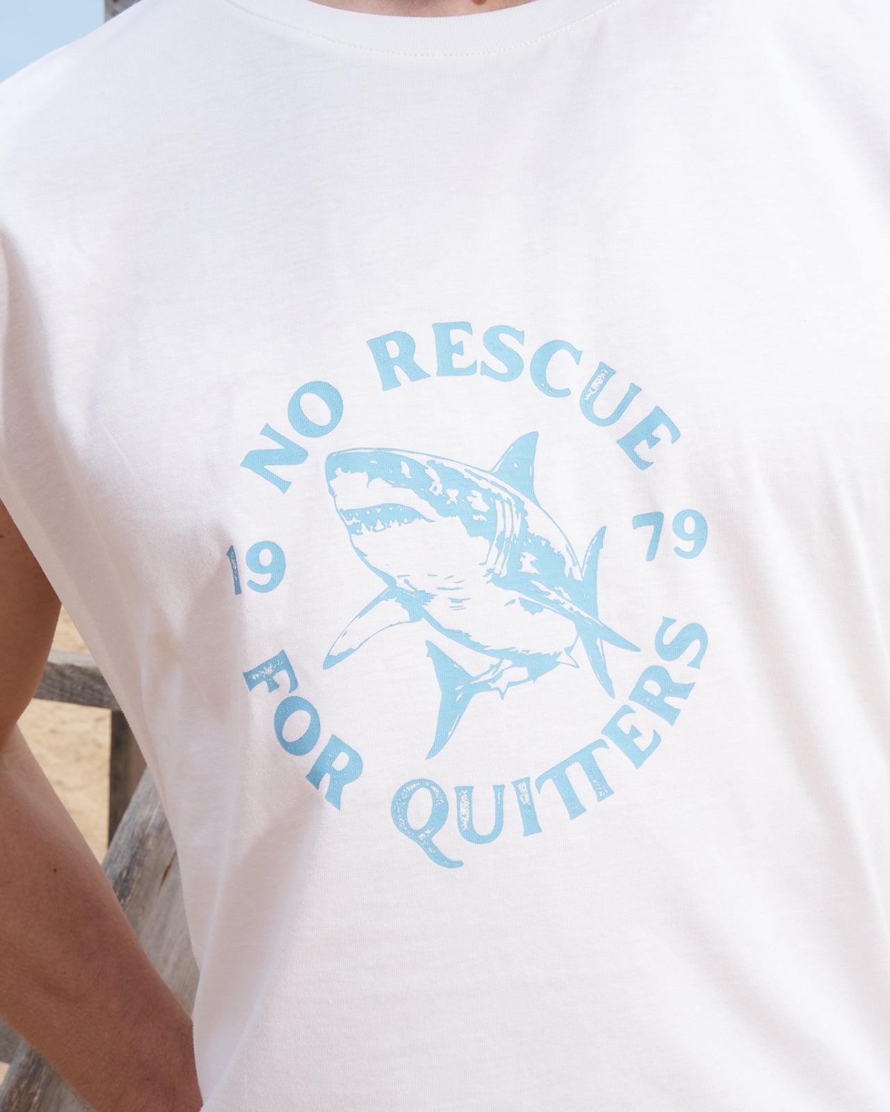 NO RESCUE SLEEVELESS T-SHIRT